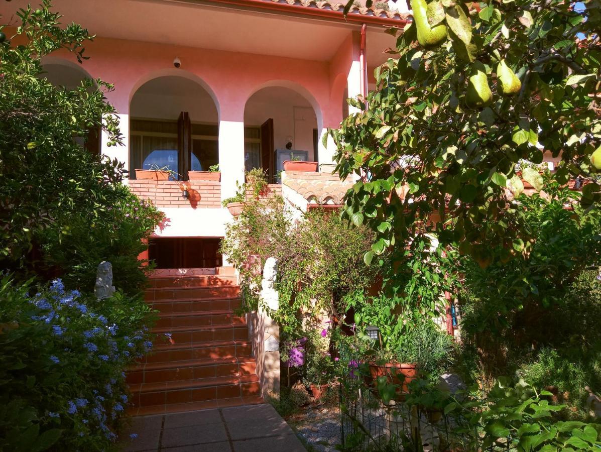 Villa Corrias Siliqua Экстерьер фото
