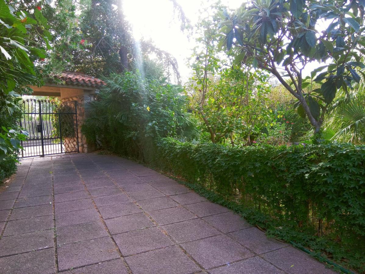 Villa Corrias Siliqua Экстерьер фото